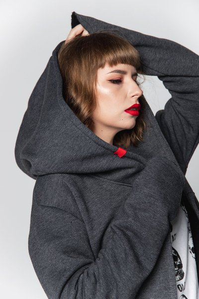 Asymmetrisches Sweatshirt Assassin UNDERWORLD schwarz